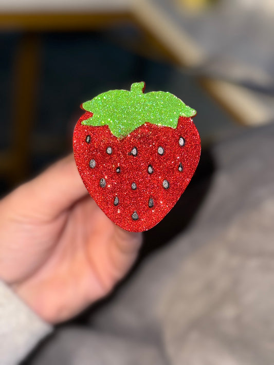 Strawberry vent clips