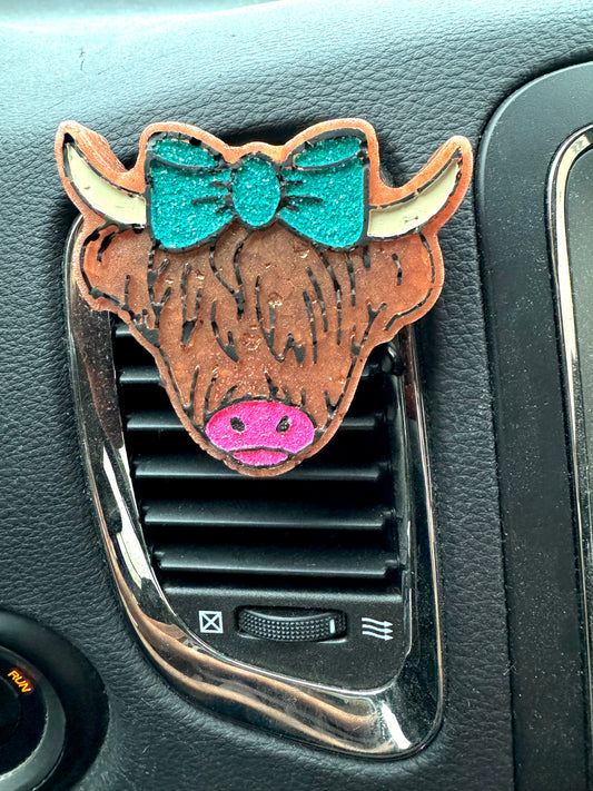 Glitter Highland Cow Vent Clip